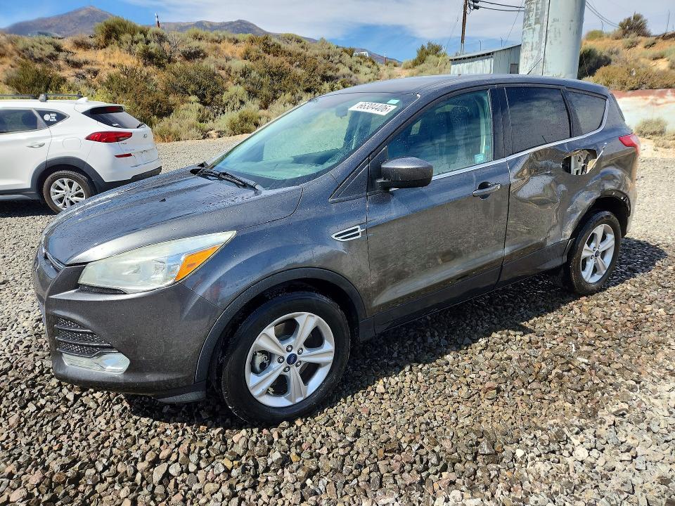 FORD ESCAPE 2016 con VIN 1FMCU9G9XGUC45798 - Foto de la subasta