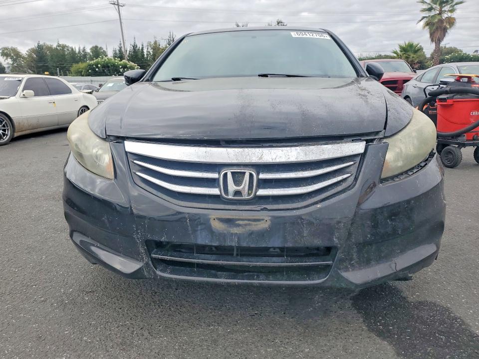 Photo 5 from auction – 2012 HONDA ACCORD with VIN 1HGCP2F61CA037848