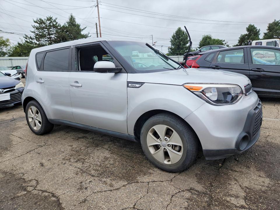 Zdjęcie 4 z aukcji – 2016 KIA SOUL z VIN KNDJN2A24G7835165