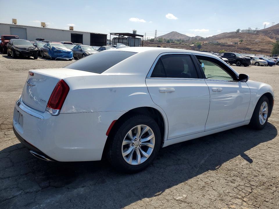 Снимка 3 от търг – 2015 CHRYSLER 300 с VIN 2C3CCAAG9FH848960