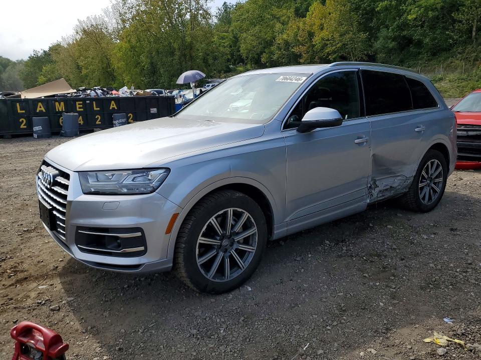 AUDI Q7 2017 with VIN WA1LAAF72HD029003 - Photo from auction