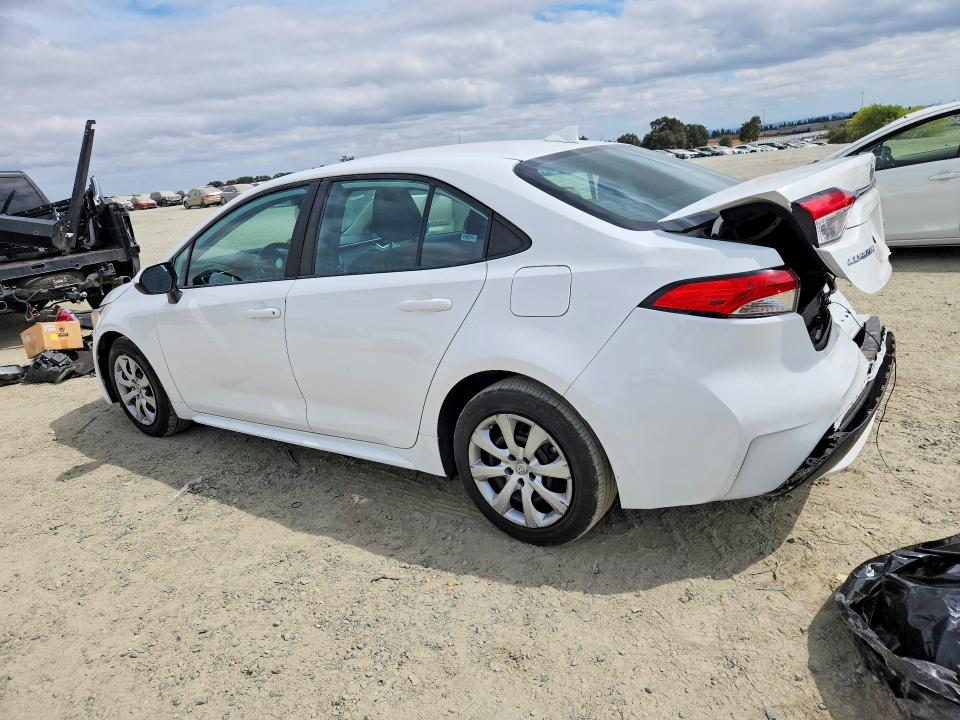 Photo 2 from auction – 2021 TOYOTA COROLLA with VIN 5YFEPMAE7MP248664