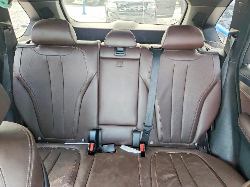 Photo 10 from auction – 2015 BMW X5 with VIN 5UXKR6C55F0J75280