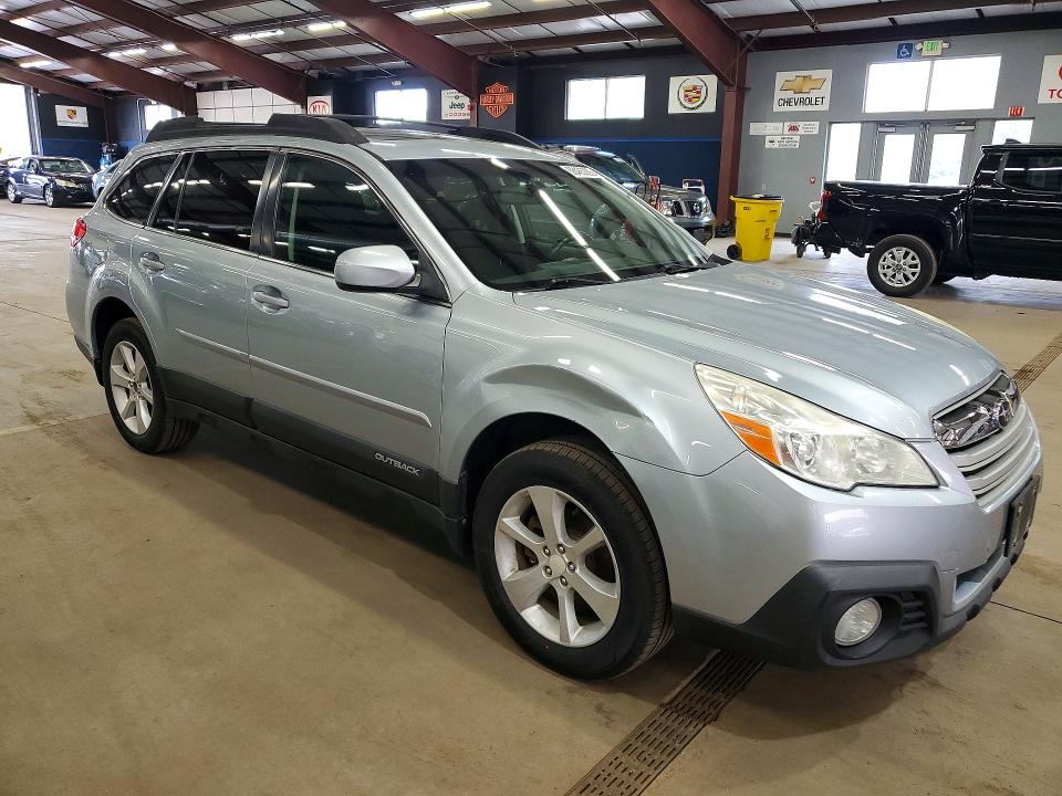 Photo 4 from auction – 2014 SUBARU OUTBACK with VIN 4S4BRCDC9E3206469