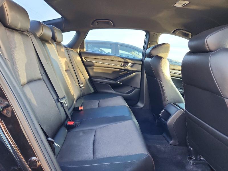 Снимка 10 от търг – 2019 HONDA ACCORD с VIN 1HGCV1F39KA113577
