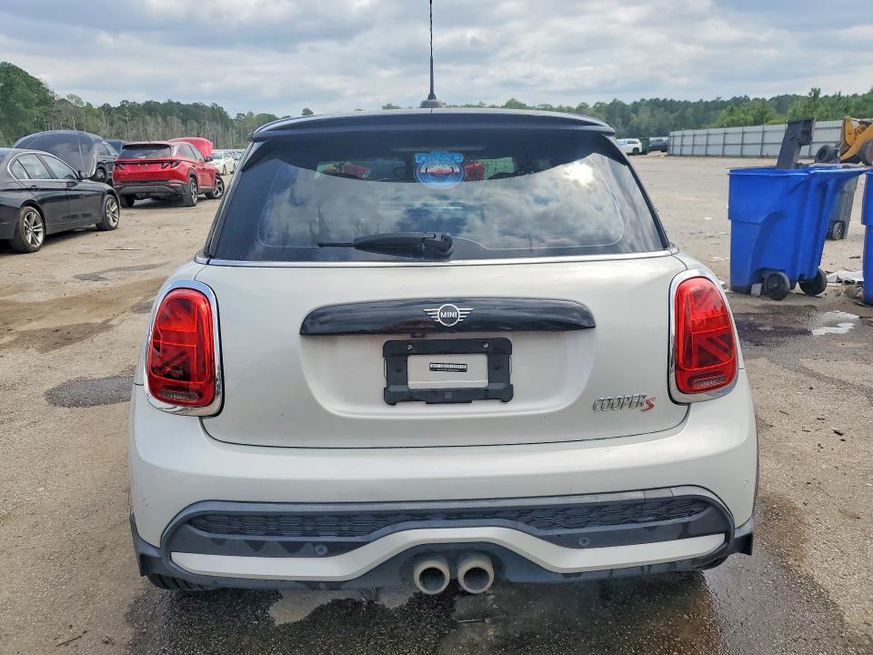 Zdjęcie 6 z aukcji – 2022 MINI COOPER z VIN WMW53DH0XN2S20814