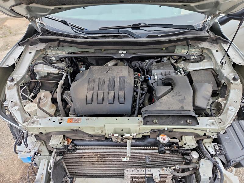 Снимка 12 от търг – 2023 MITSUBISHI ECLIPSE CROSS с VIN JA4ATVAA7PZ001100