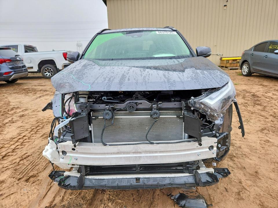 Photo 5 from auction – 2025 TOYOTA RAV4 with VIN JTMB6RFV1SD158261