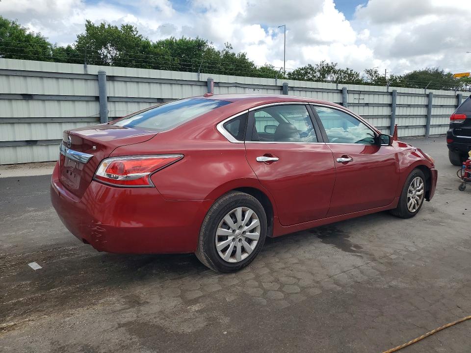 Photo 3 from auction – 2015 NISSAN ALTIMA with VIN 1N4AL3AP5FC446067
