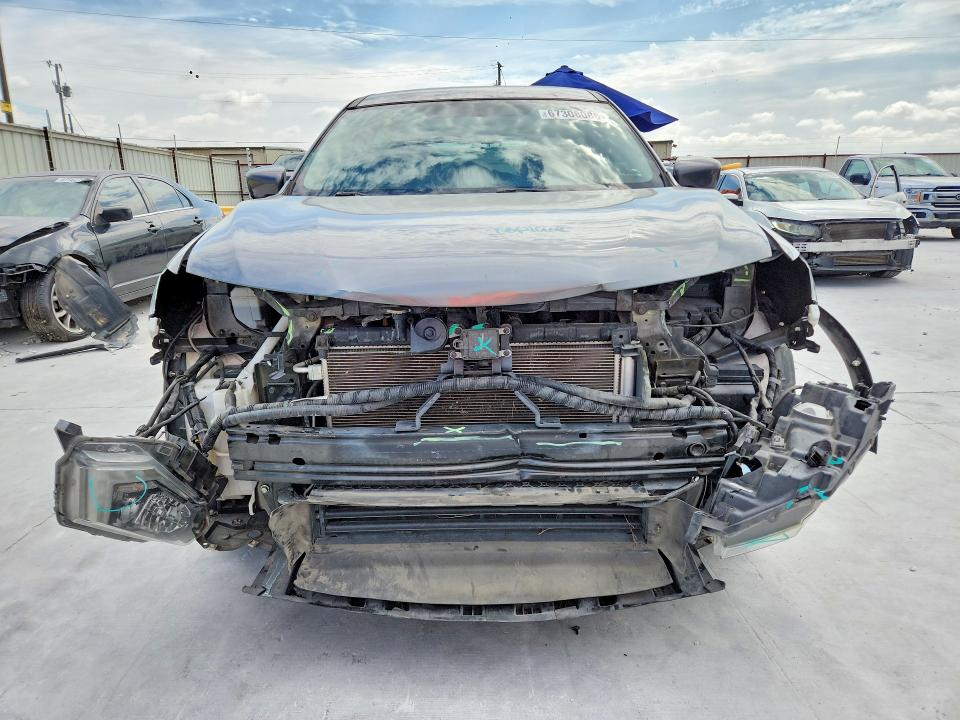 Photo 5 from auction – 2018 NISSAN ROGUE with VIN 5N1AT2MT1JC769596