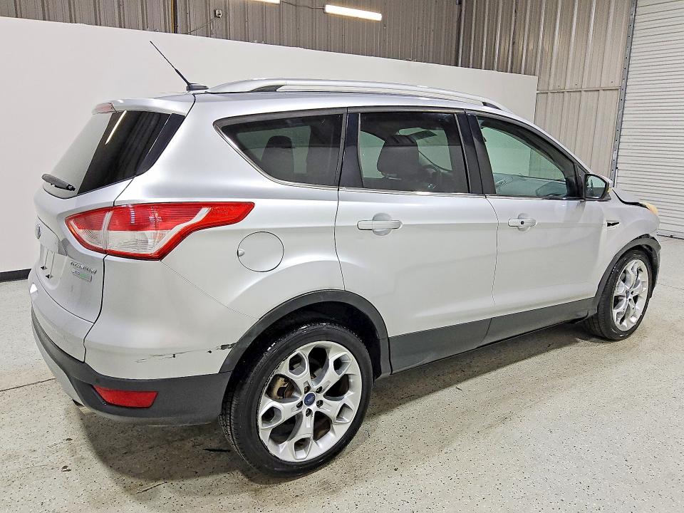Снимка 3 от търг – 2015 FORD ESCAPE с VIN 1FMCU0JX6FUB36613