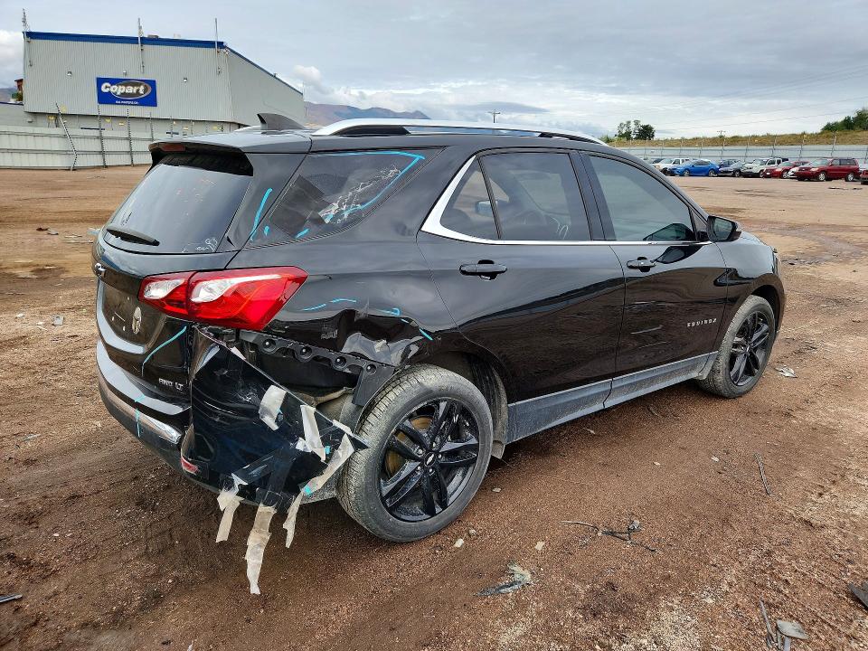 Photo 3 from auction – 2020 CHEVROLET EQUINOX with VIN 2GNAXUEV3L6209490