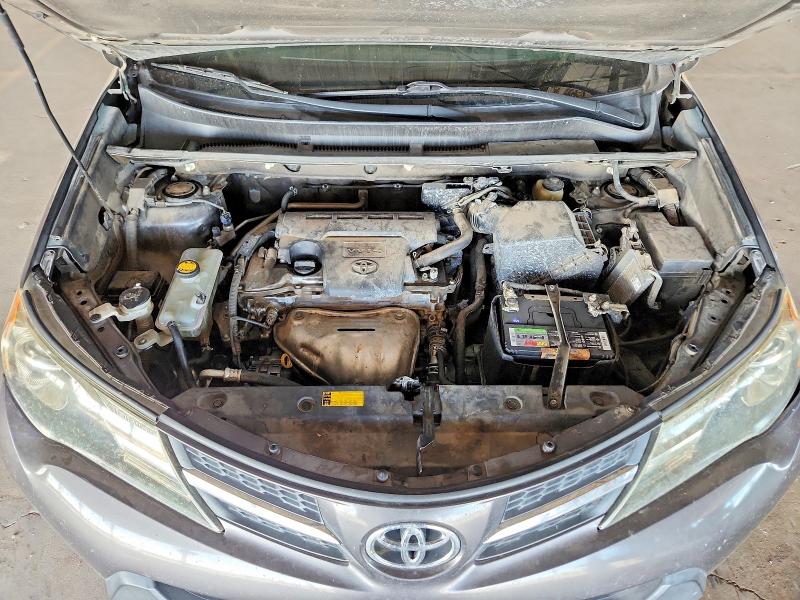 Photo 11 from auction – 2014 TOYOTA RAV4 with VIN 2T3WFREV4EW102941