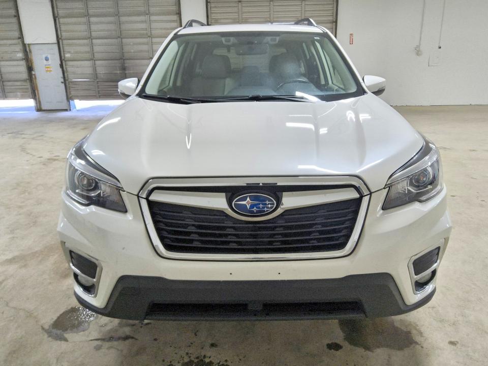 Photo 5 from auction – 2019 SUBARU FORESTER with VIN JF2SKAUC3KH524827