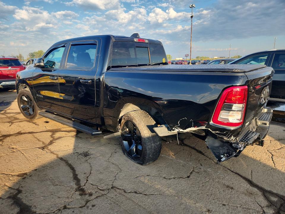 Снимка 2 от търг – 2019 RAM 1500 с VIN 1C6RRFFG9KN835547