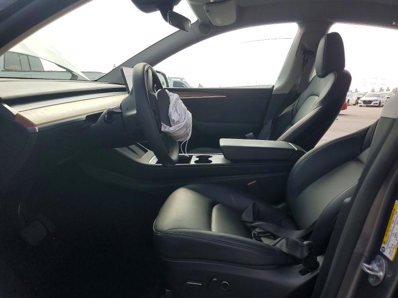 Снимка 7 от търг – 2025 TESLA MODEL Y с VIN 7SAYGDEDXSF315929