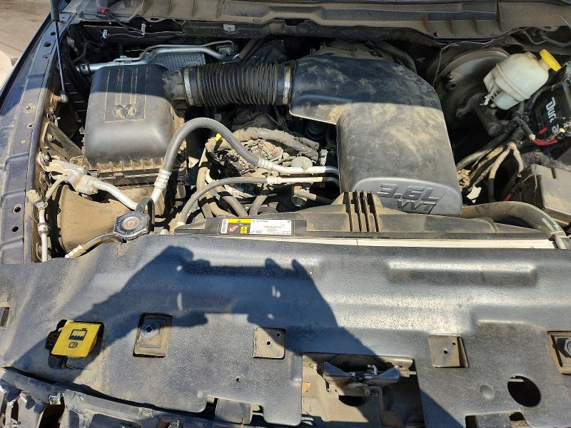 Снимка 11 от търг – 2017 RAM 1500 с VIN 1C6RR6GG0HS775263