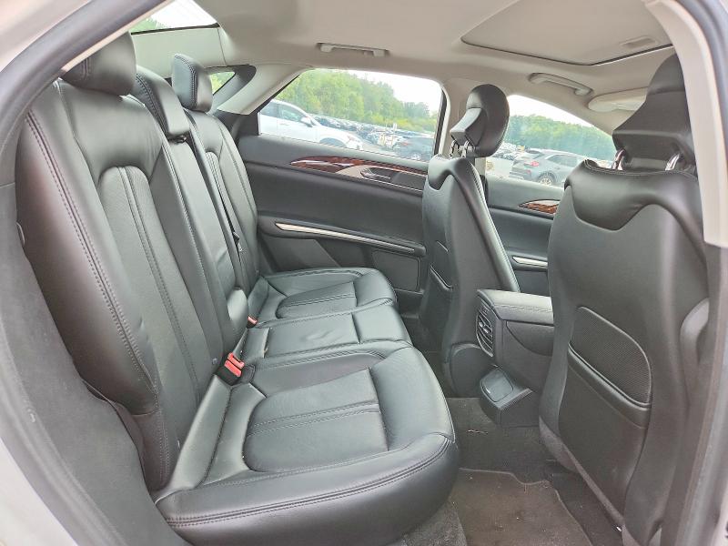 Photo 10 from auction – 2016 LINCOLN MKZ with VIN 3LN6L2J9XGR602582