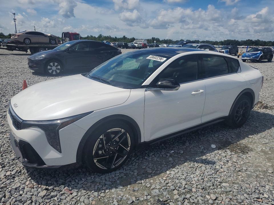 صورة رقم 1 من المزاد - 2025 KIA K4 مع VIN 3KPFW4DEXSE174335