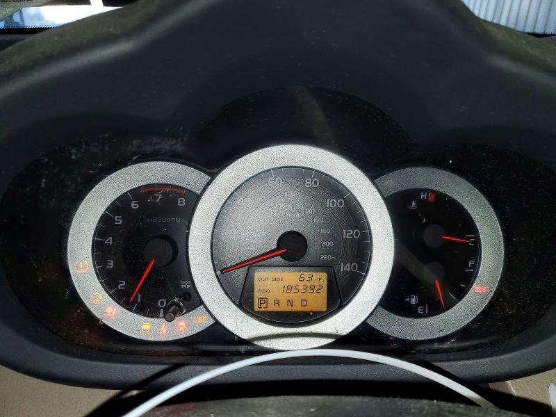 Photo 9 from auction – 2006 TOYOTA RAV4 with VIN JTMZD33V166008330