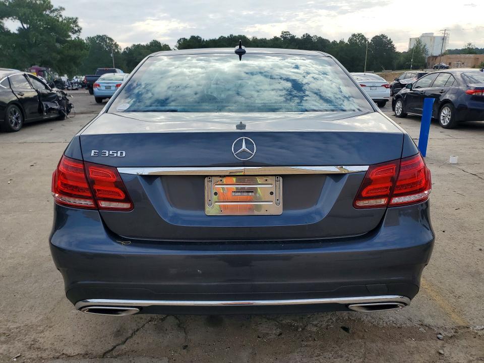 Photo 6 from auction – 2015 MERCEDES-BENZ E with VIN WDDHF5KBXFB095554