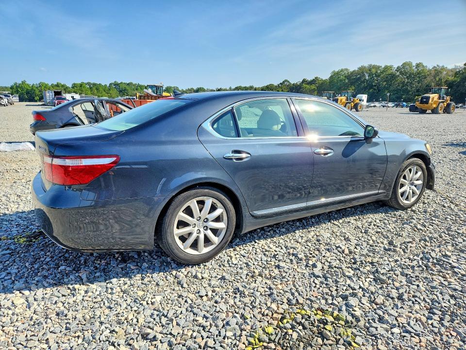 Photo 3 from auction – 2007 LEXUS LS with VIN JTHBL46F975013778