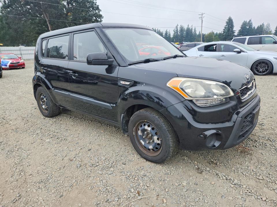 Photo 4 from auction – 2013 KIA SOUL with VIN KNDJT2A52D7518089