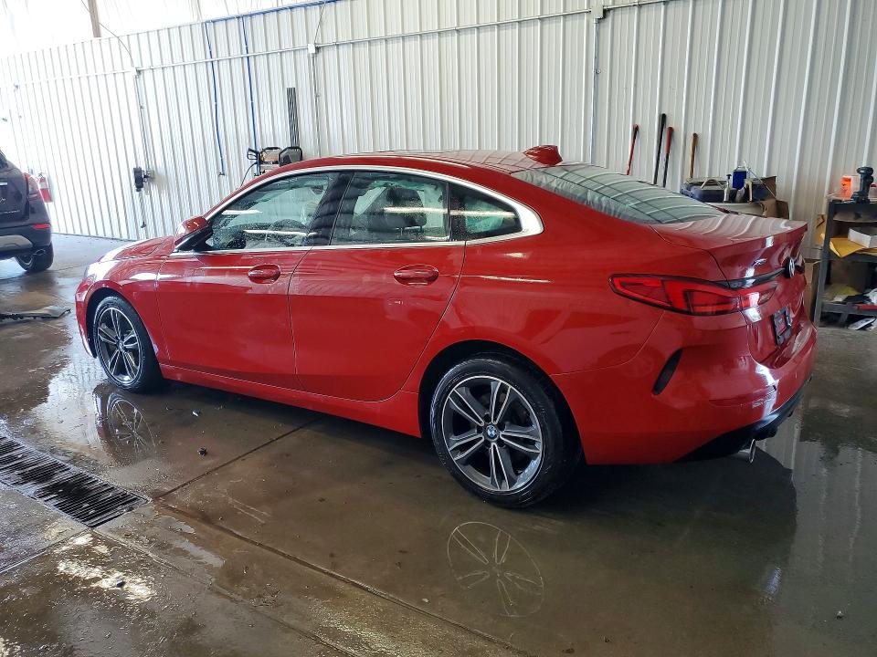 Foto 2 de la subasta – 2021 BMW 228XI con VIN WBA73AK05M7J35560