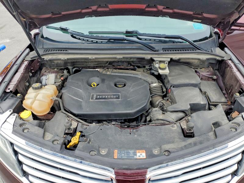 Photo 11 from auction – 2016 LINCOLN MKC with VIN 5LMTJ3DH3GUJ02948