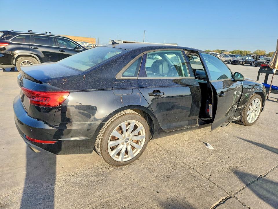 Photo 3 from auction – 2017 AUDI A4 with VIN WAUGNAF48HN010545