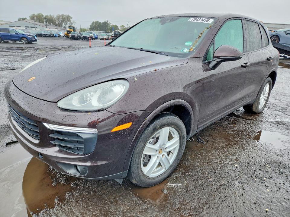 Снимка 1 от търг – 2017 PORSCHE CAYENNE с VIN WP1AA2A25HKA86692