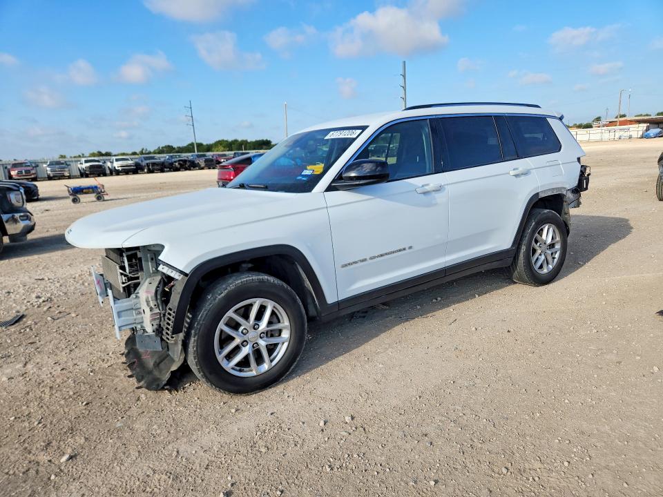 Снимка 1 от търг – 2023 JEEP GRAND CHEROKEE с VIN 1C4RJKAG6P8808778