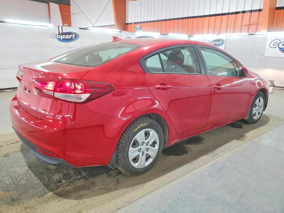 Foto 3 de la subasta – 2017 KIA FORTE con VIN 3KPFK4A78HE146351