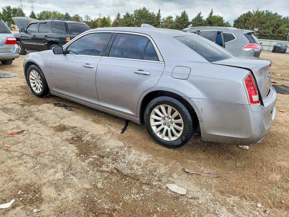 Photo 2 from auction – 2014 CHRYSLER 300 with VIN 2C3CCABG7EH103573