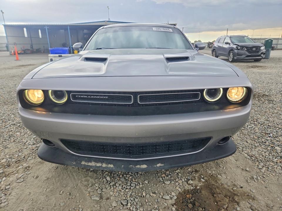 Photo 5 from auction – 2017 DODGE CHALLENGER with VIN 2C3CDZAG2HH568425