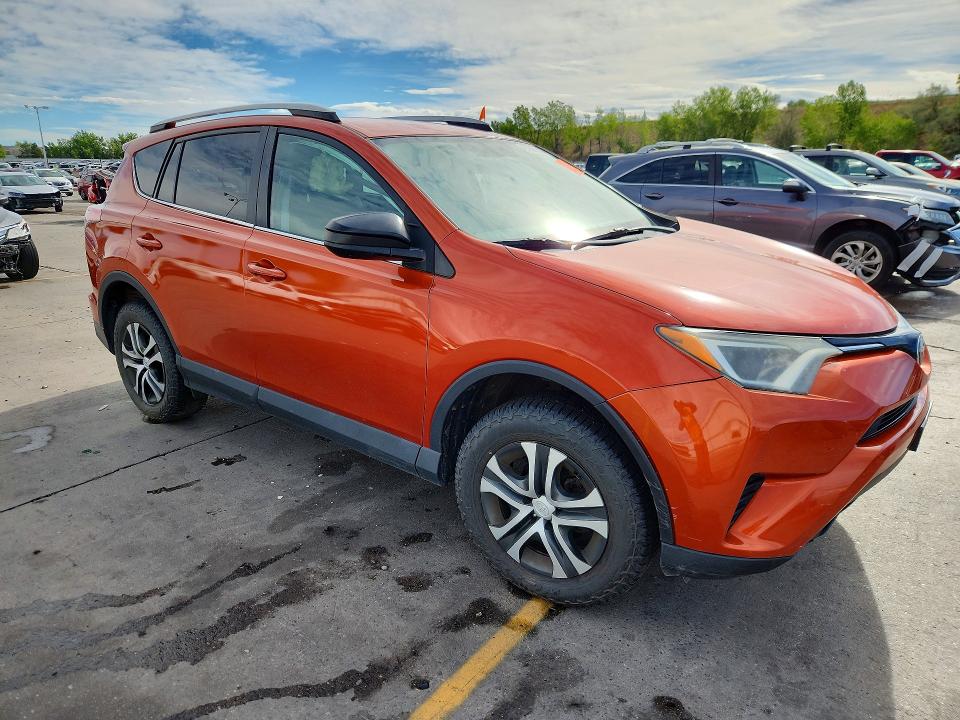 Photo 4 from auction – 2016 TOYOTA RAV4 with VIN 2T3BFREV2GW434104