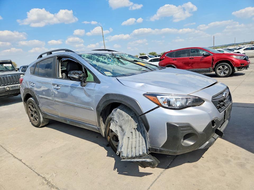 Foto 4 de la subasta – 2023 SUBARU CROSSTREK con VIN JF2GTHSC1PH263834
