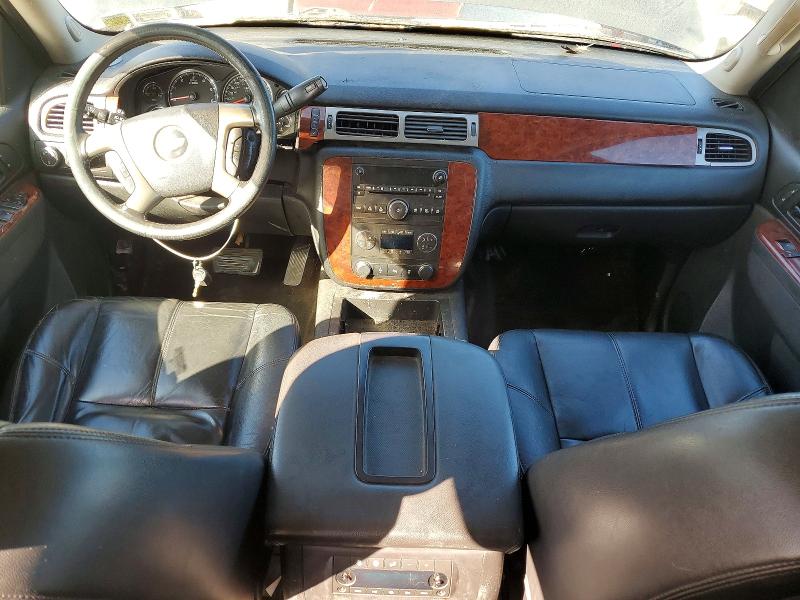 Photo 8 from auction – 2013 CHEVROLET SUBURBAN with VIN 1GNSCJE09DR358947