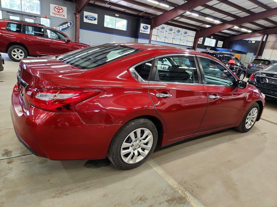 Zdjęcie 3 z aukcji – 2016 NISSAN ALTIMA z VIN 1N4AL3AP1GN376671