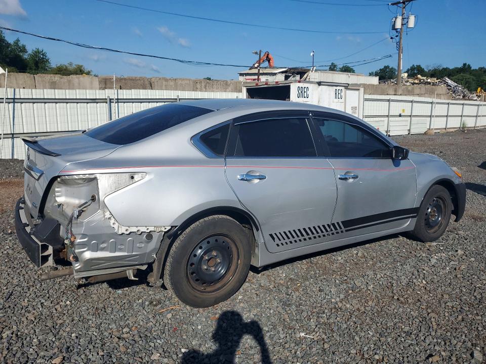 Photo 3 from auction – 2013 NISSAN ALTIMA with VIN 1N4AL3AP8DC155172