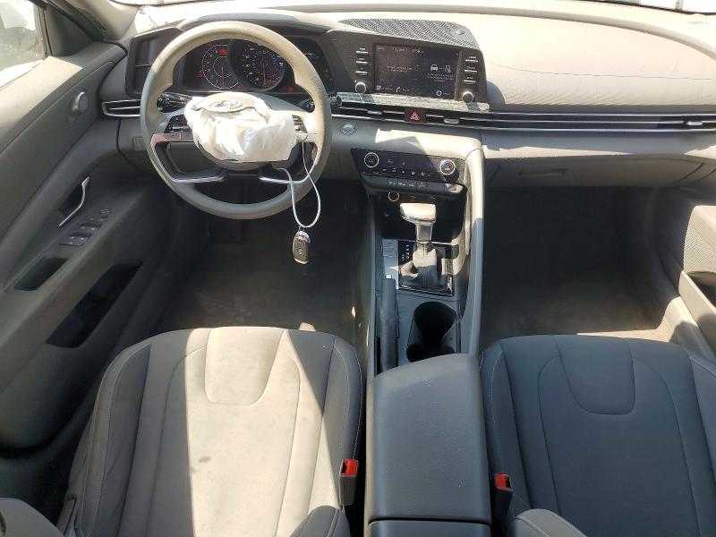 Снимка 8 от търг – 2022 HYUNDAI ELANTRA с VIN 5NPLM4AG9NH075830
