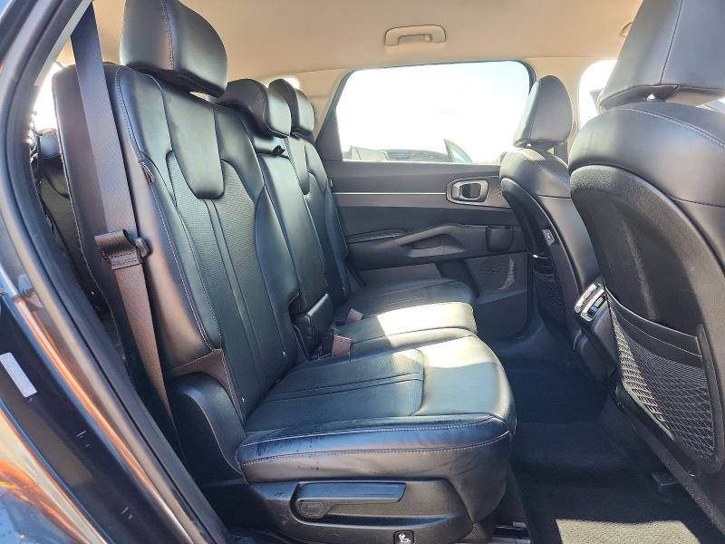 Photo 11 from auction – 2024 KIA SORENTO with VIN 5XYRL4JC2RG287525