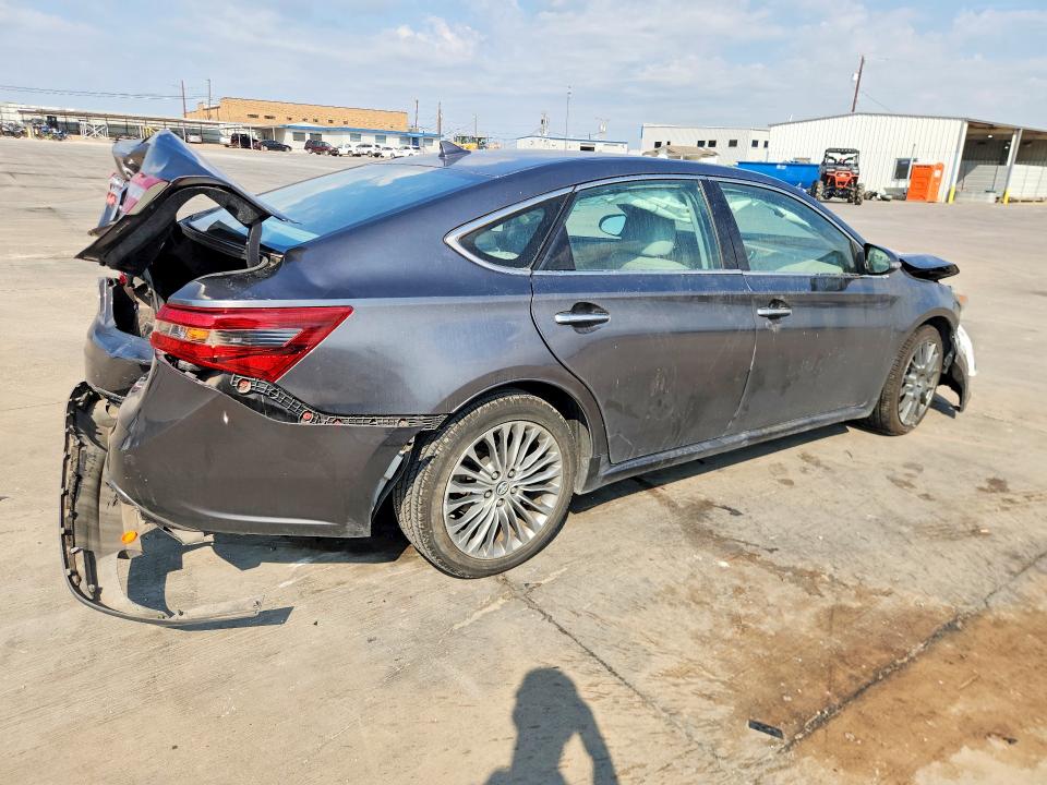 Photo 3 from auction – 2016 TOYOTA AVALON with VIN 4T1BK1EB5GU199371