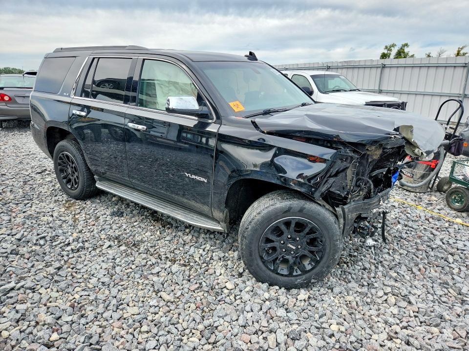 Снимка 4 от търг – 2015 GMC YUKON с VIN 1GKS2AKC0FR718429