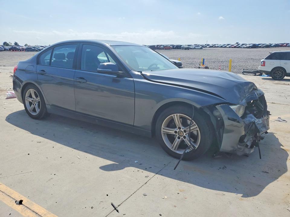Foto 4 de la subasta – 2013 BMW 328 con VIN WBA3B5G56DNS01980
