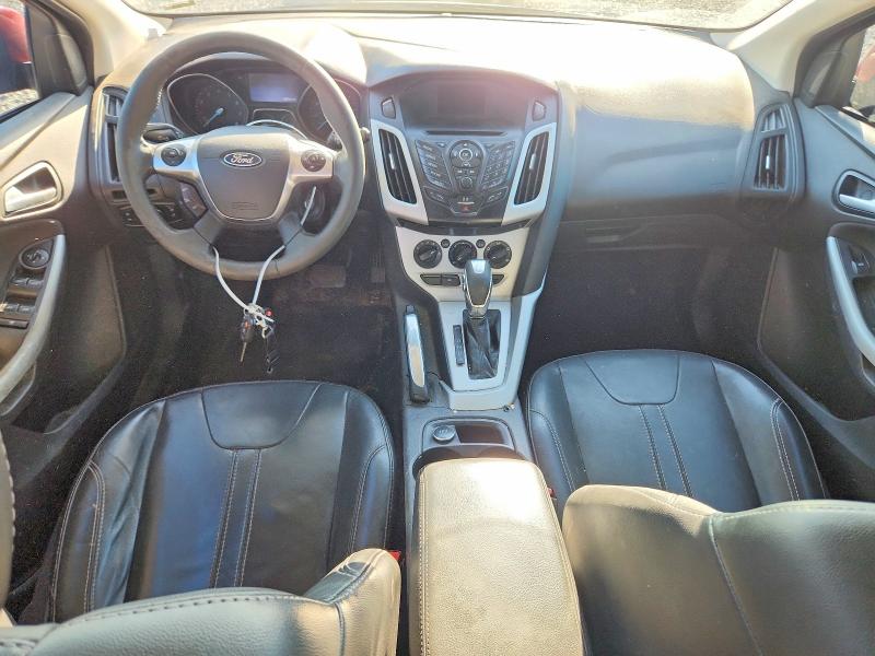 Снимка 8 от търг – 2014 FORD FOCUS с VIN 1FADP3K27EL145755