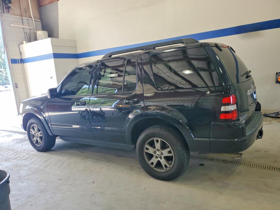 Foto 2 de la subasta – 2010 FORD EXPLORER con VIN 1FMEU7DE3AUA80182