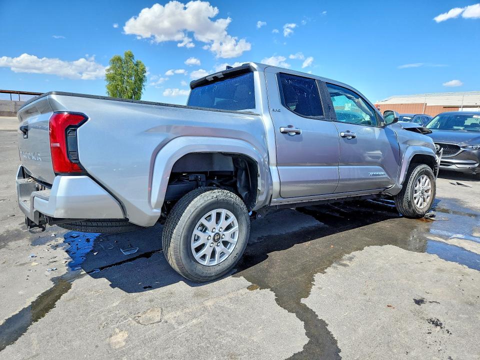Photo 3 from auction – 2026 TOYOTA TACOMA with VIN 3TMLB5JN3TM273059