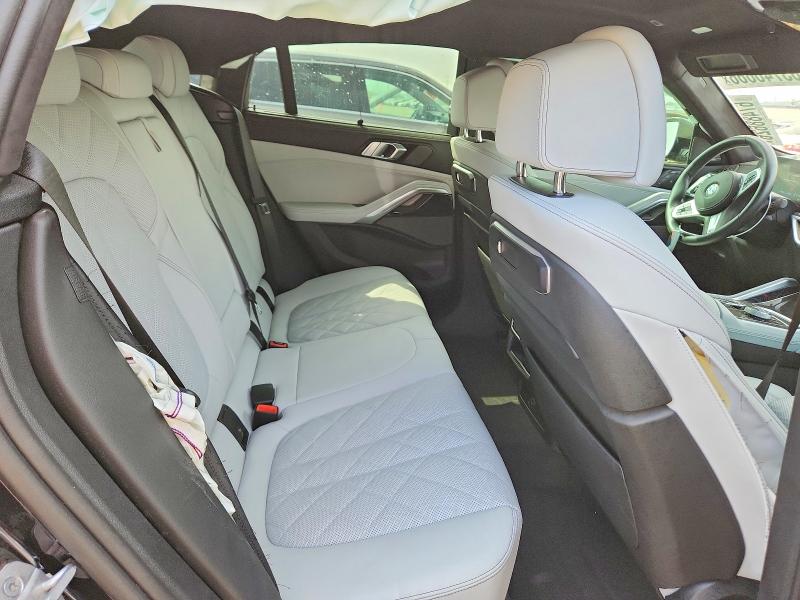 صورة رقم 10 من المزاد - 2024 BMW X6 مع VIN 5UX33EX01R9V03423