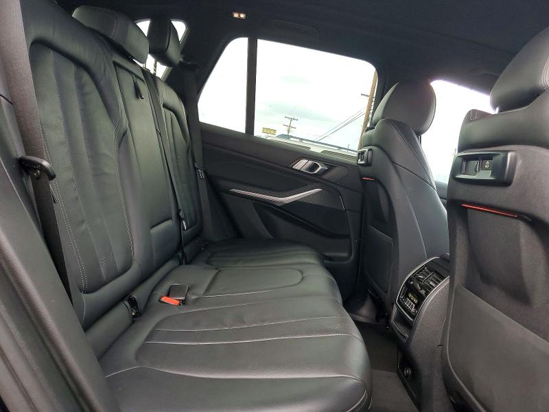 Photo 11 from auction – 2019 BMW X5 with VIN 5UXCR6C52KLL03892